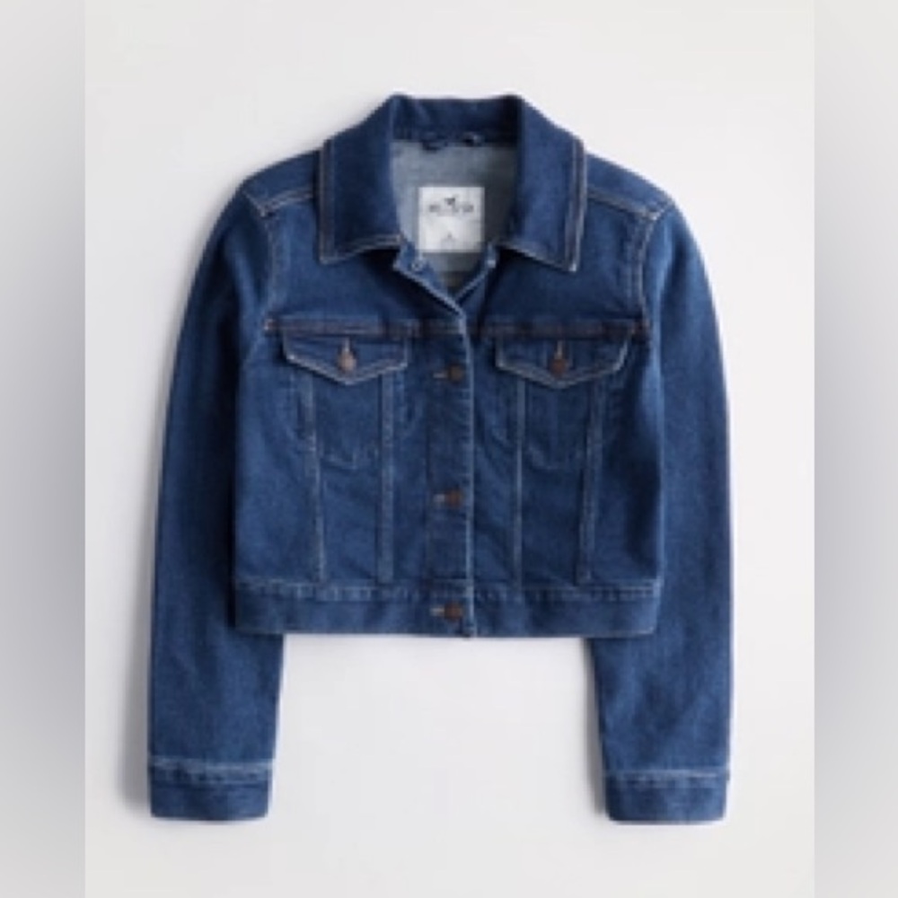 Hollister Dark Wash Crop Denim Jacket in Size Medium